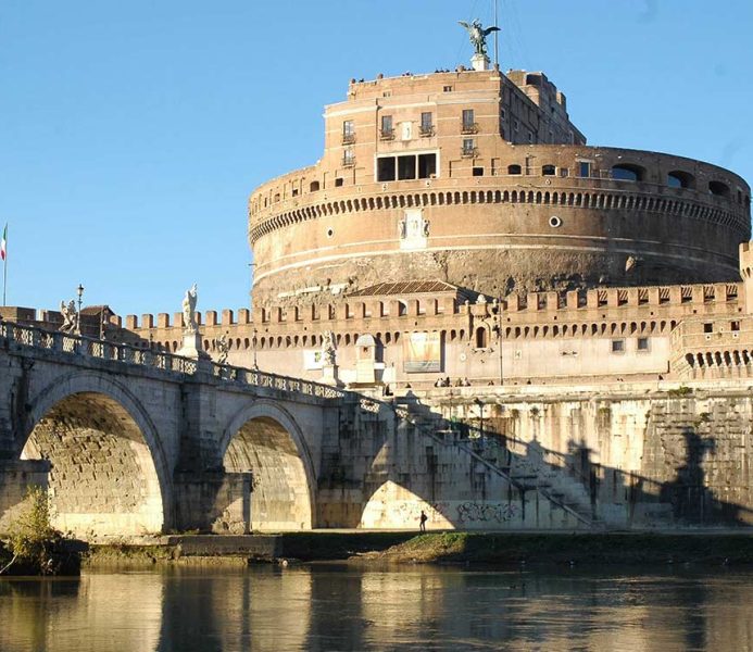 Castel Sant'Angelo, Mausoleum for Emperor Hadrian